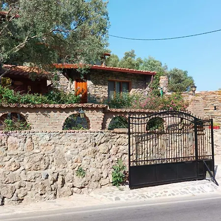 Sirince Klaseas Hotel&restaurant Bed & Breakfast 3*