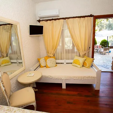 Panzió Sirince Klaseas Hotel&restaurant