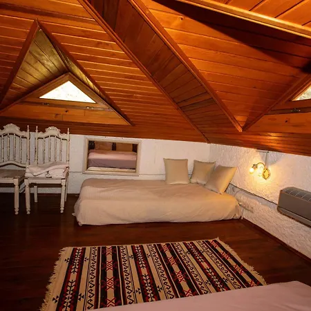 Sirince Klaseas Hotel&restaurant 4* セルチュク