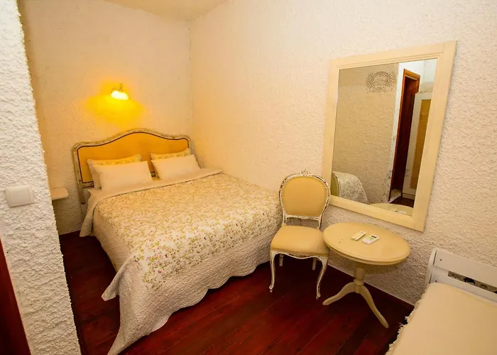 Sirince Klaseas Hotel&restaurant سلجوك